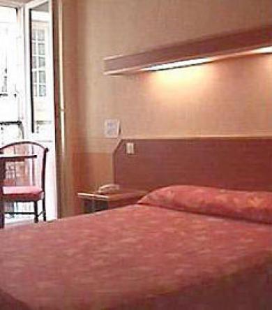 Anne De Bretagne Hotel